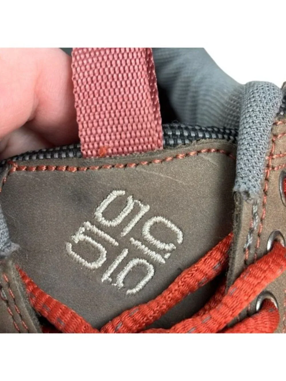 Five Ten Guide Tennie Approach Climbing/Hiking Shoes – Women’s 6.5 (EU 37)